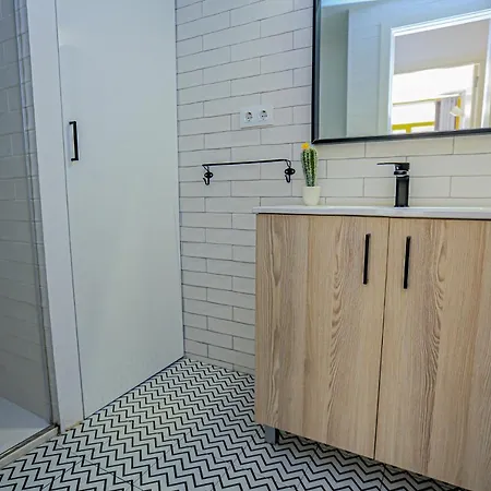 Catalunya Grace - Only Families Apartment *